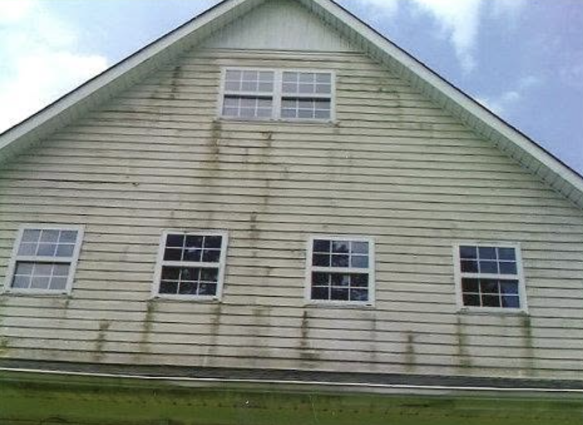 Brick patio and steps after pressure washing